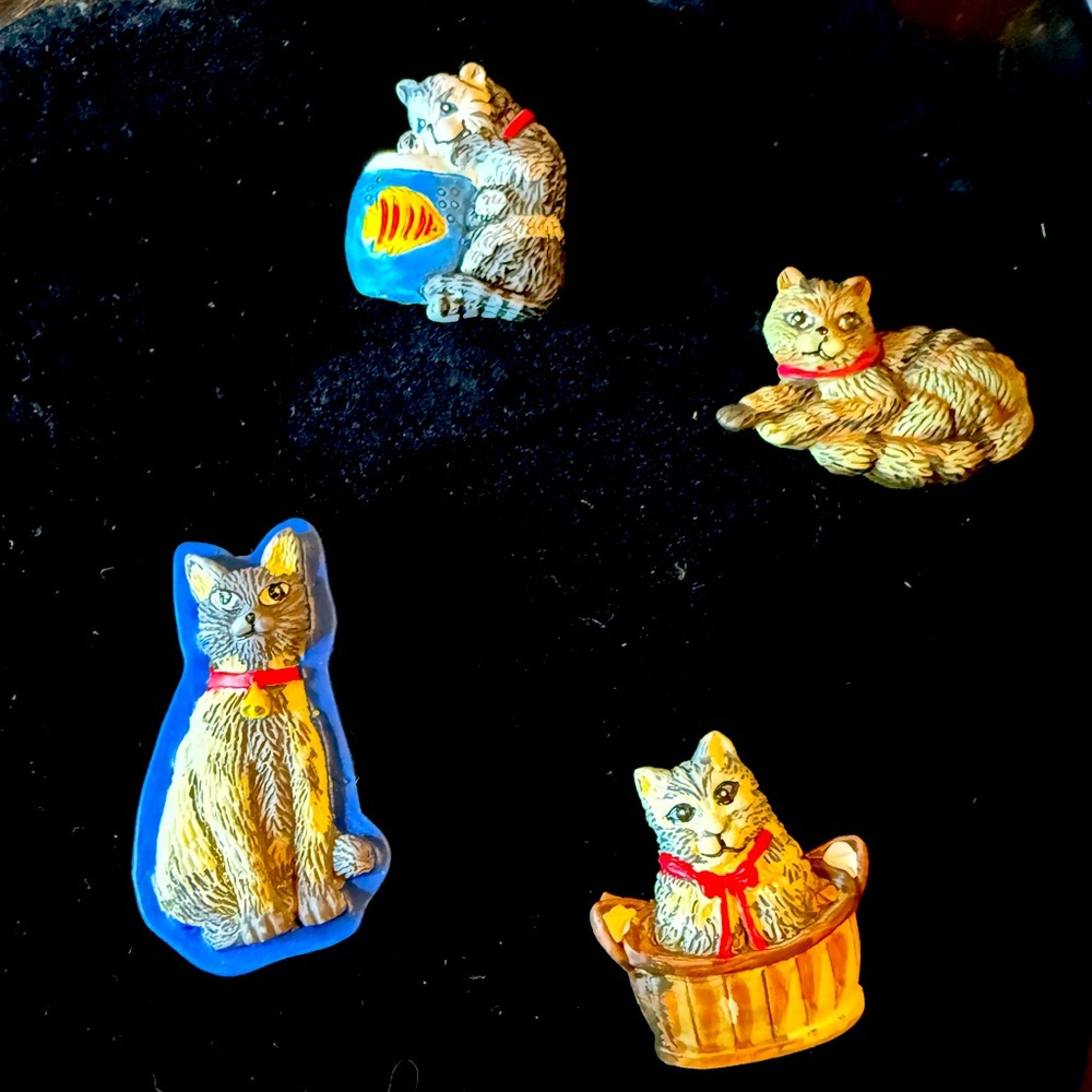 Quacker Factory Cat Button Covers